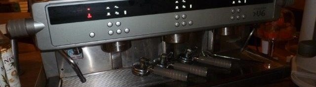 machine à café à 3 groupes VISA Crem V6300€
